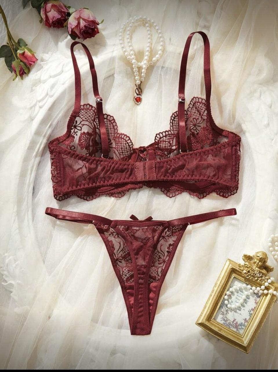 Conjunto Burdeus Vintage - Image 3