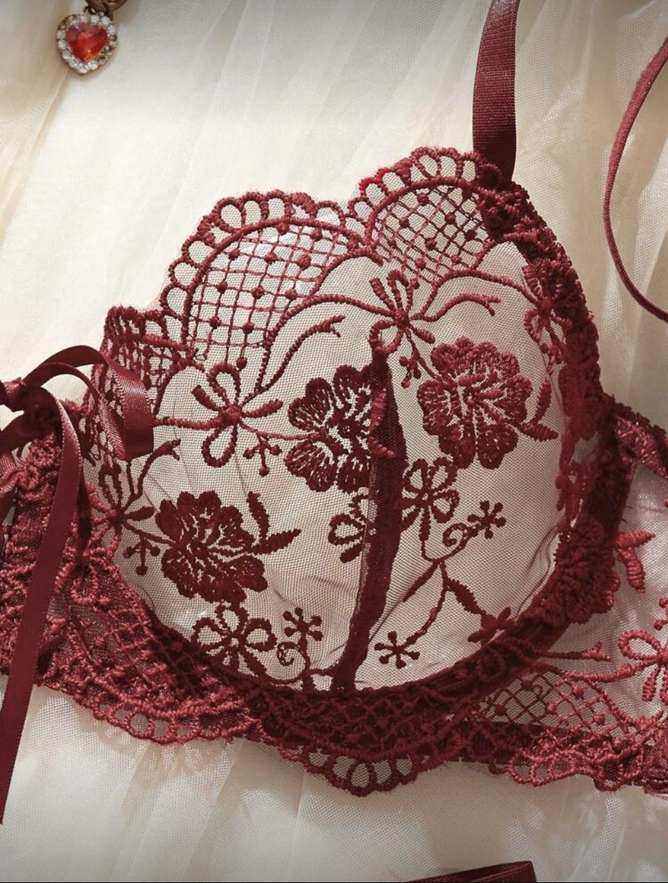 Conjunto Burdeus Vintage - Image 5