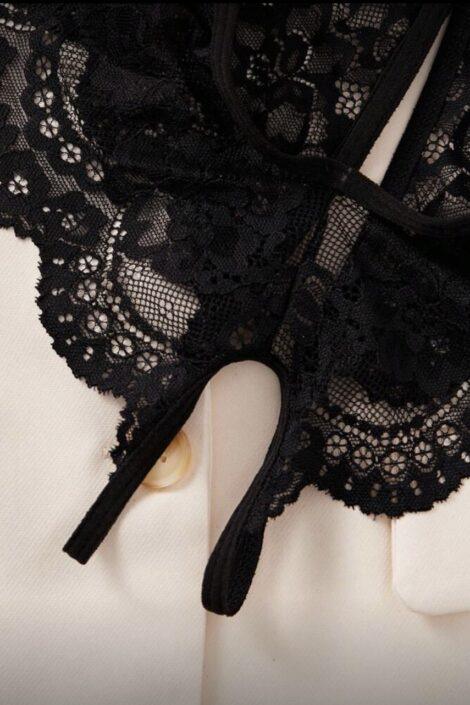 Tanga encaje con abertura entrepierna